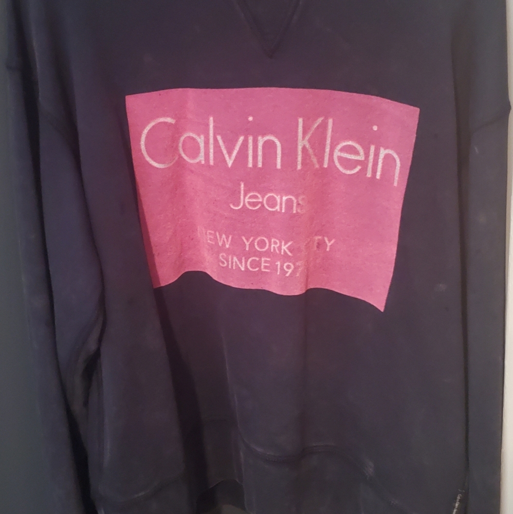 NWT Distressed Calvin Klein Sweatshirt XL/ L